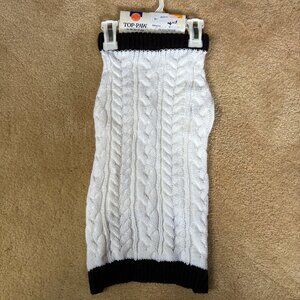 NWT TOP PAW WINTER DOG PULLOVER SWEATER JACKET WHITE BLACK MEDIUM